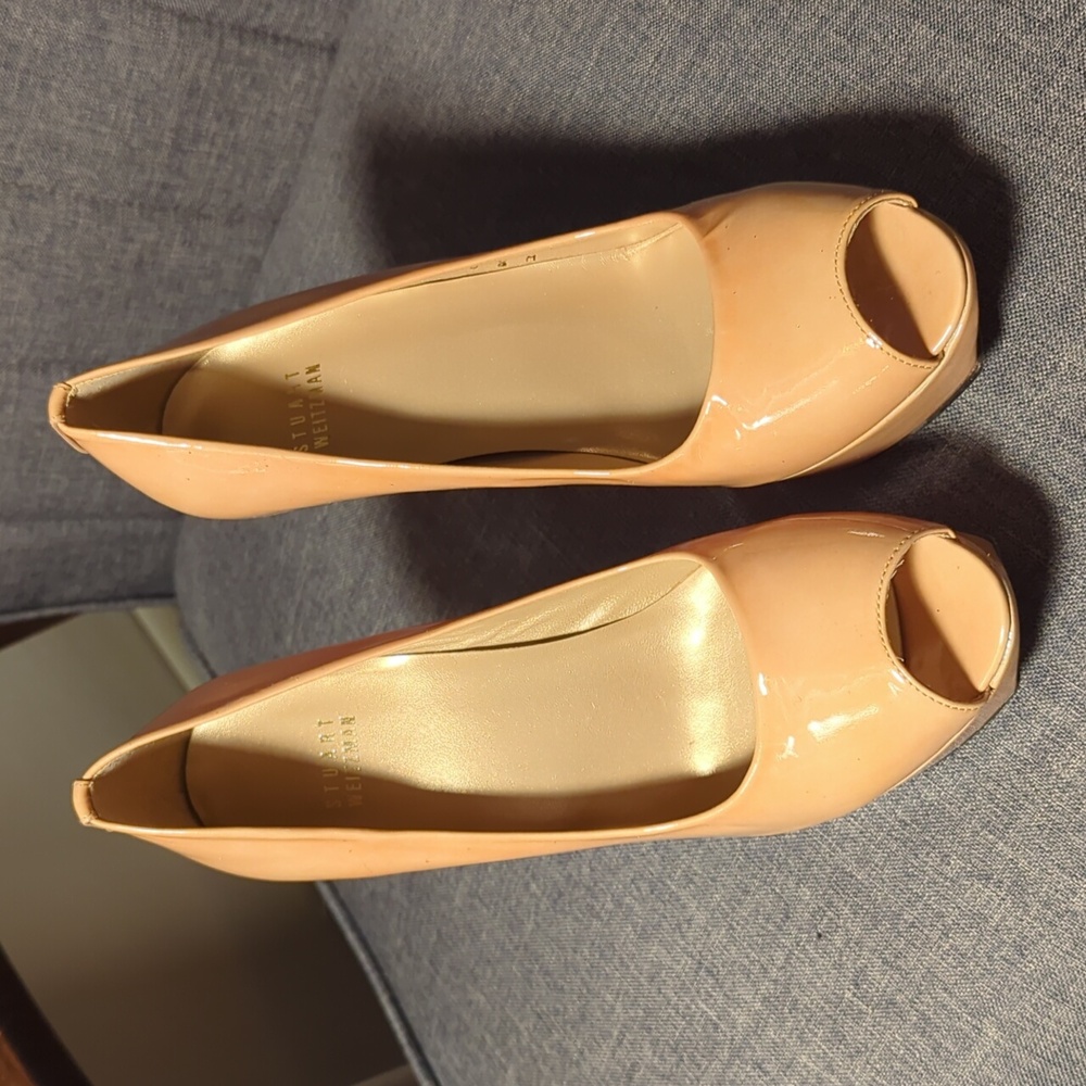 Stuart Weitzman peep toe heals
